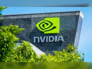 Nvidia, Jensen Huang sostiene che l’uso dell’IA aiuti a creare posti di lavoro