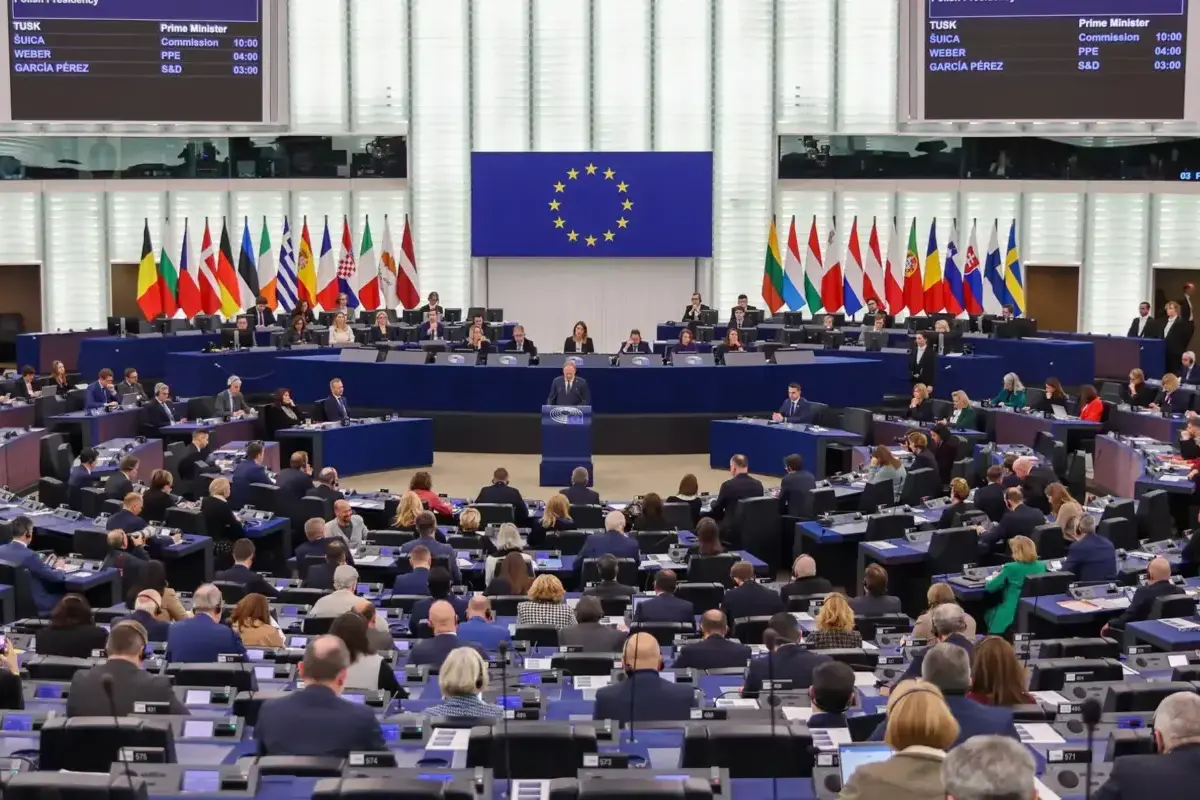 Parlamento UE, tra le nuove entrate per il bilancio 2028-2034 anche una tassa sul gioco online
