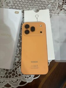 honor 600 Pro Retro